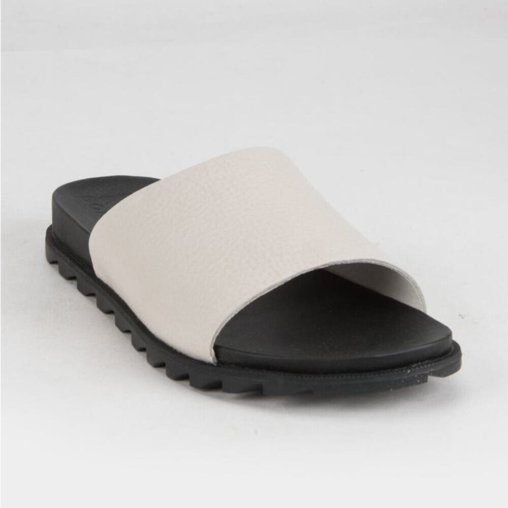 Sorel Roaming Decon Leather Slide Sandals Sea Salt Black White Lug Tread Size 10